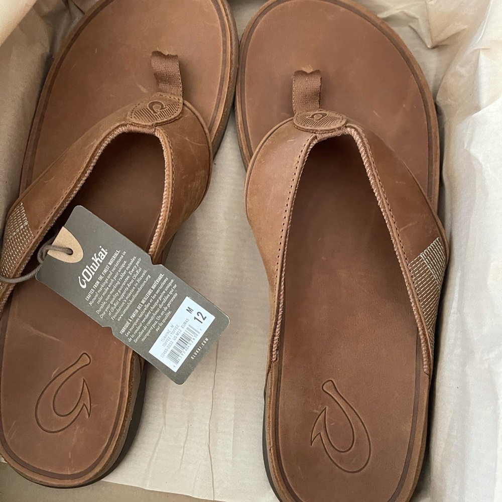 Olukai sandals